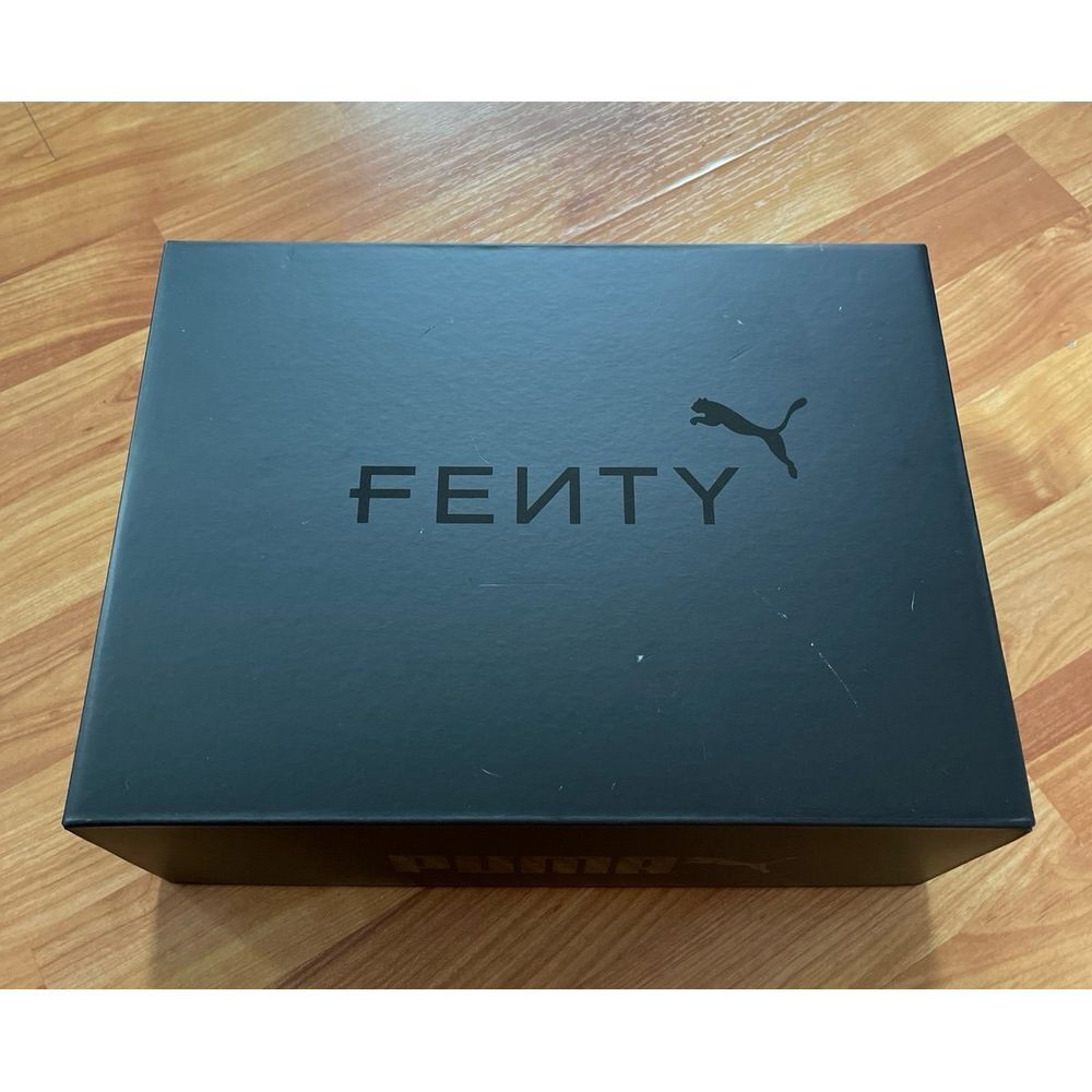 Fenty empty shoe‎ box